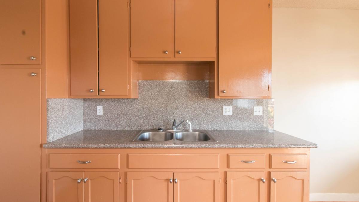 Apartment for rent at 645 Lime Ave, Long Beach, CA 90802