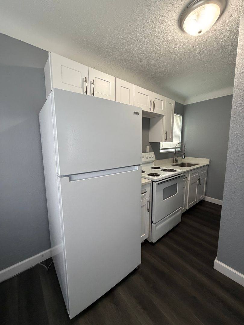 Apartment for rent at 4619 13th Ave S, Saint Petersburg, FL 33711
