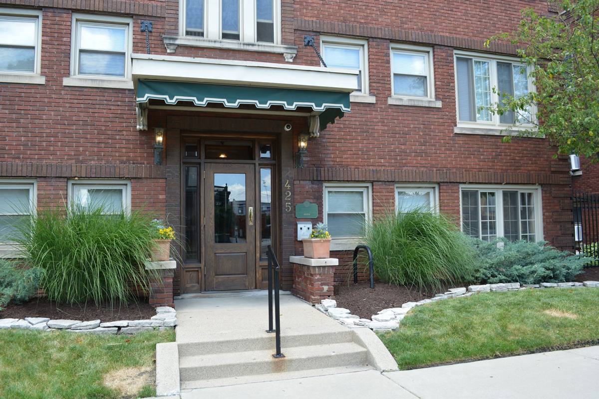 Apartment for rent at 425-431 E Wayne St, Fort Wayne, IN 46802
