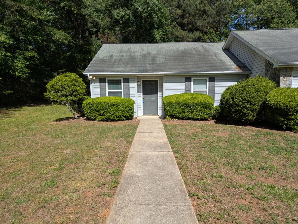 House for rent at 111 Birdie Court, Mooresville, NC 28117