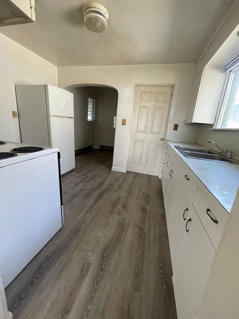 Apartment for rent at 1906 Bay Ave, Aberdeen, WA 98520