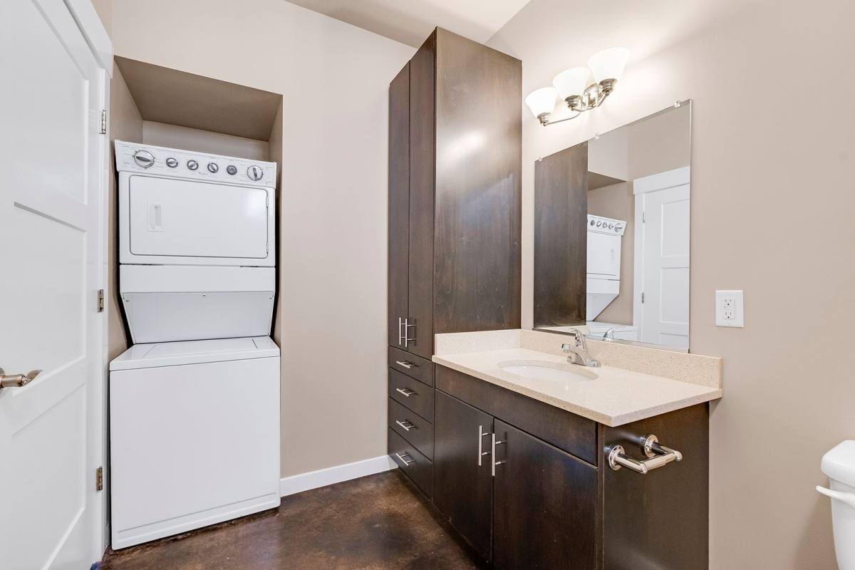 Apartment for rent at 2215 Hutchinson St, Chico, CA 95928