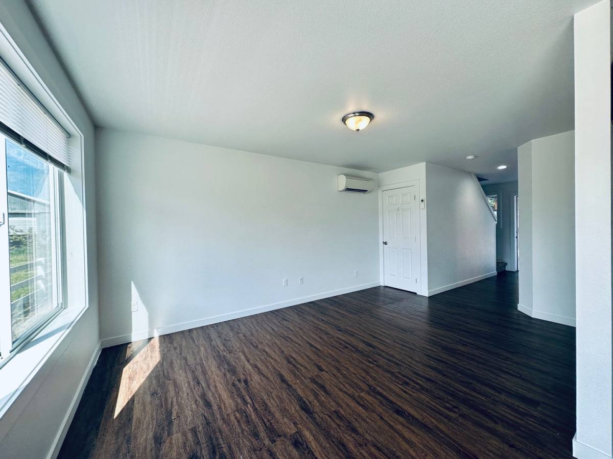 House for rent at 1280 44th Ave, Sweet Home, OR 97386