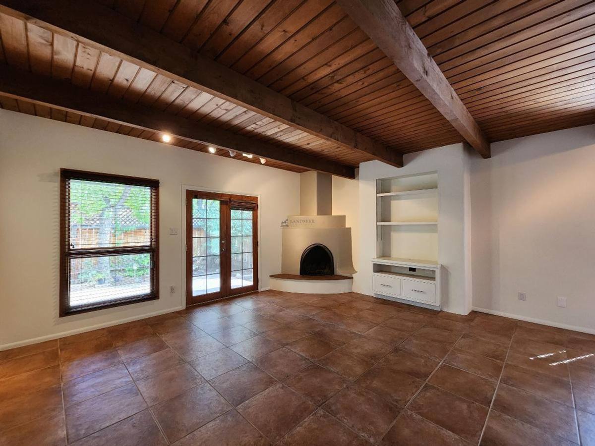 Townhouse for rent at 3100 Plaza Blanca, Santa Fe, NM 87507