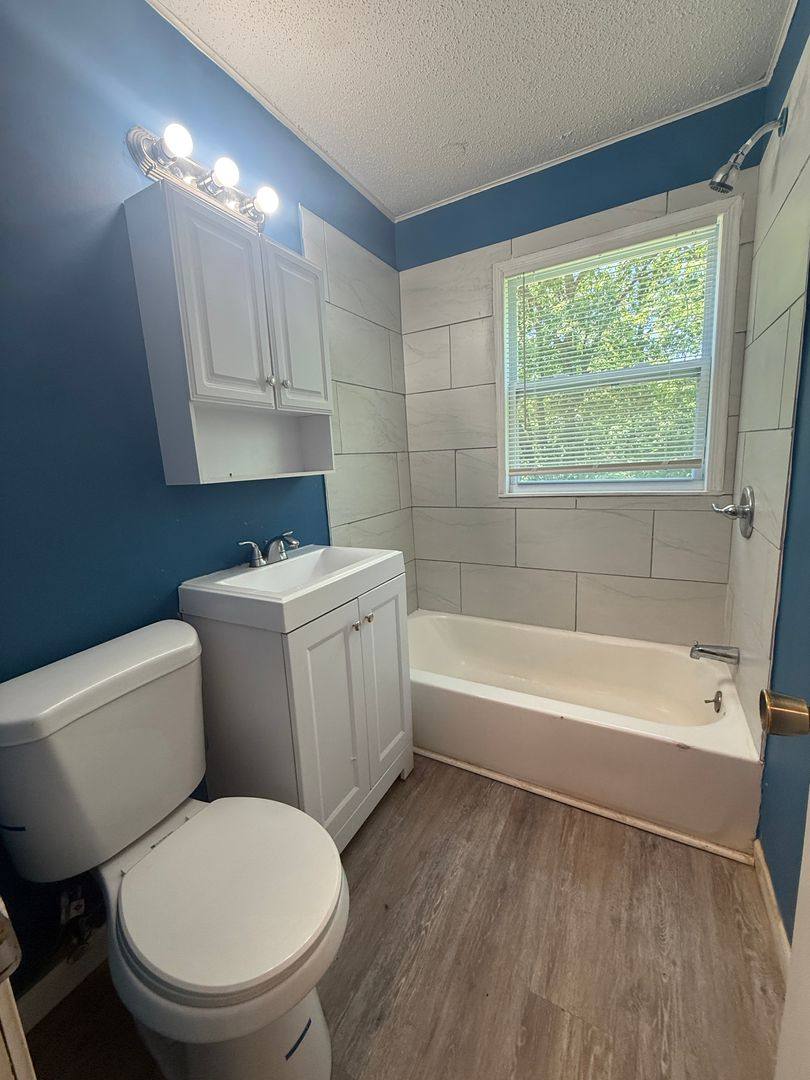 Apartment for rent at 5816-5818 Bellefontaine Ave, Kansas City, MO 64130