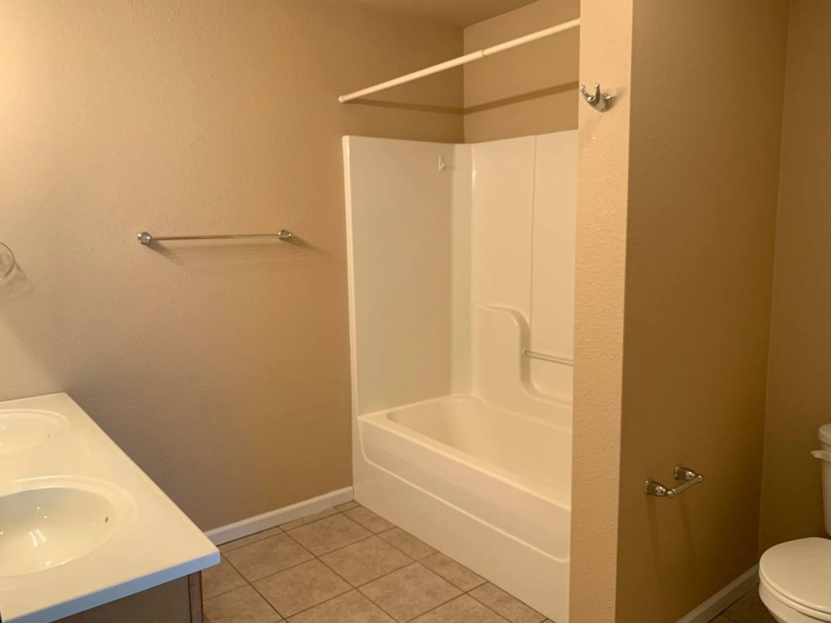 Apartment for rent at 117 Edna St, Waynesville, MO 65583