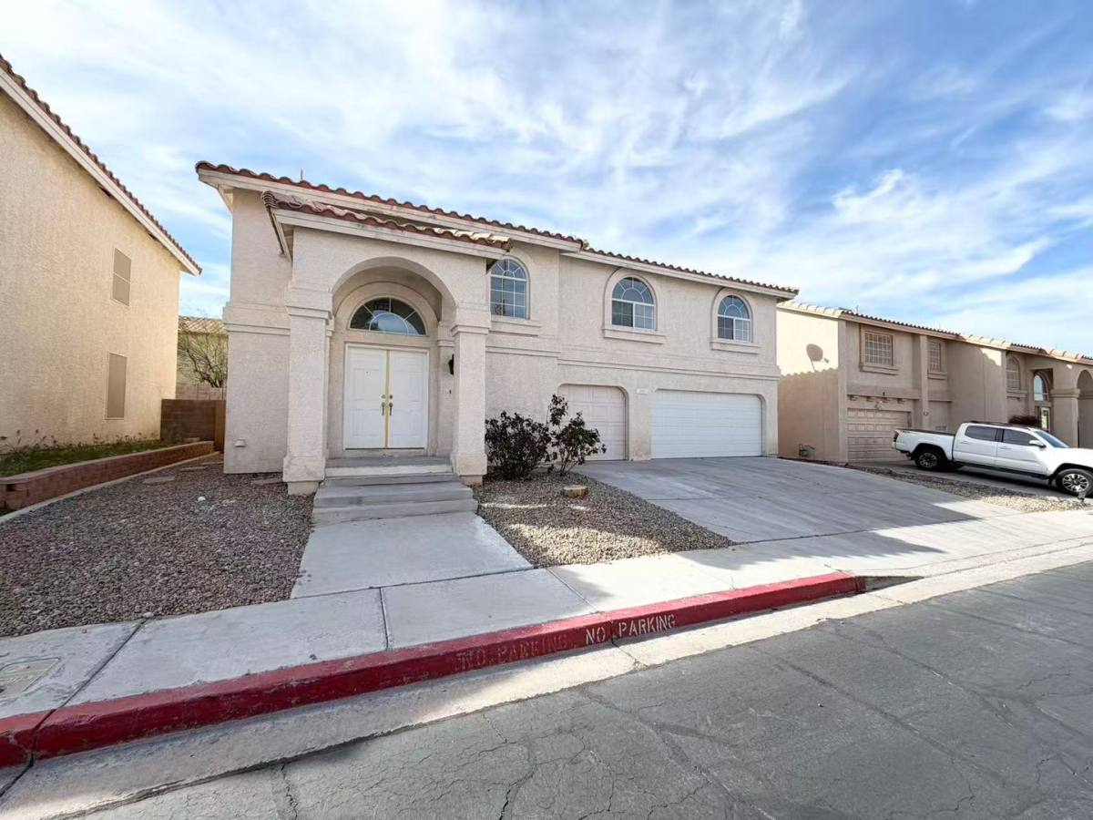 House for rent at 261 Delfino Way, Henderson, NV 89074