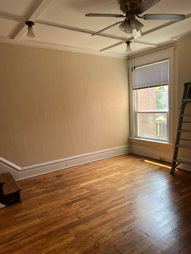 Townhouse for rent at 2431 N High St, Columbus, OH 43202