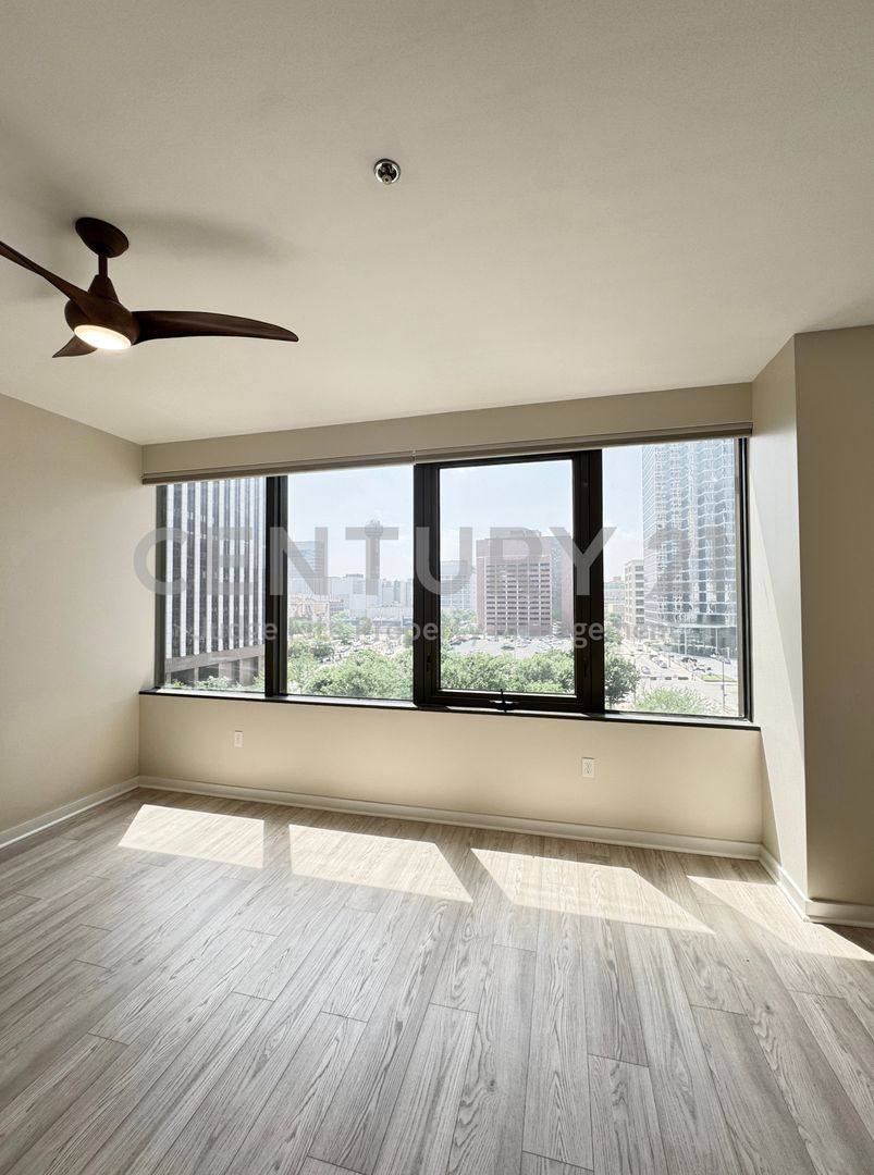 Condo for rent at 1200 Main St, Dallas, TX 75202