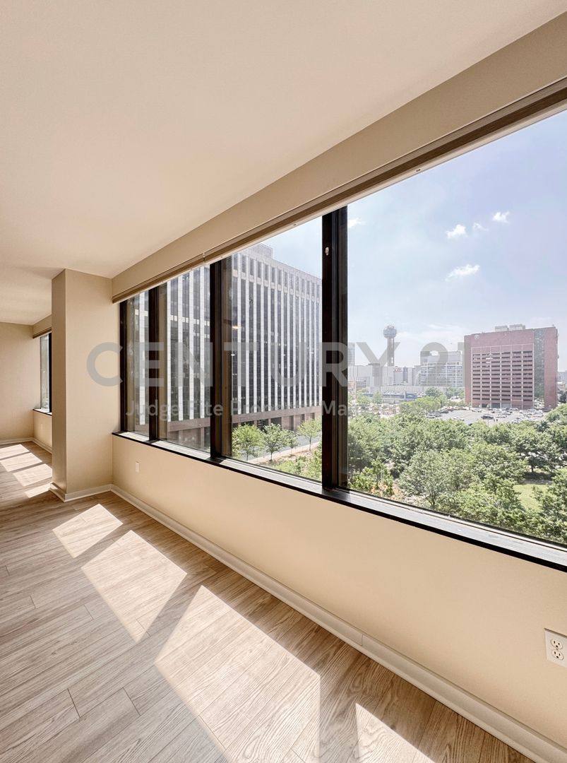 Condo for rent at 1200 Main St, Dallas, TX 75202