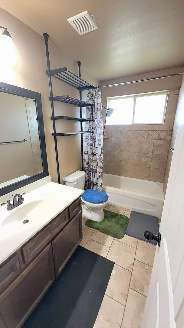 House for rent at 104 W Little Dipper Dr, Killeen, TX 76542