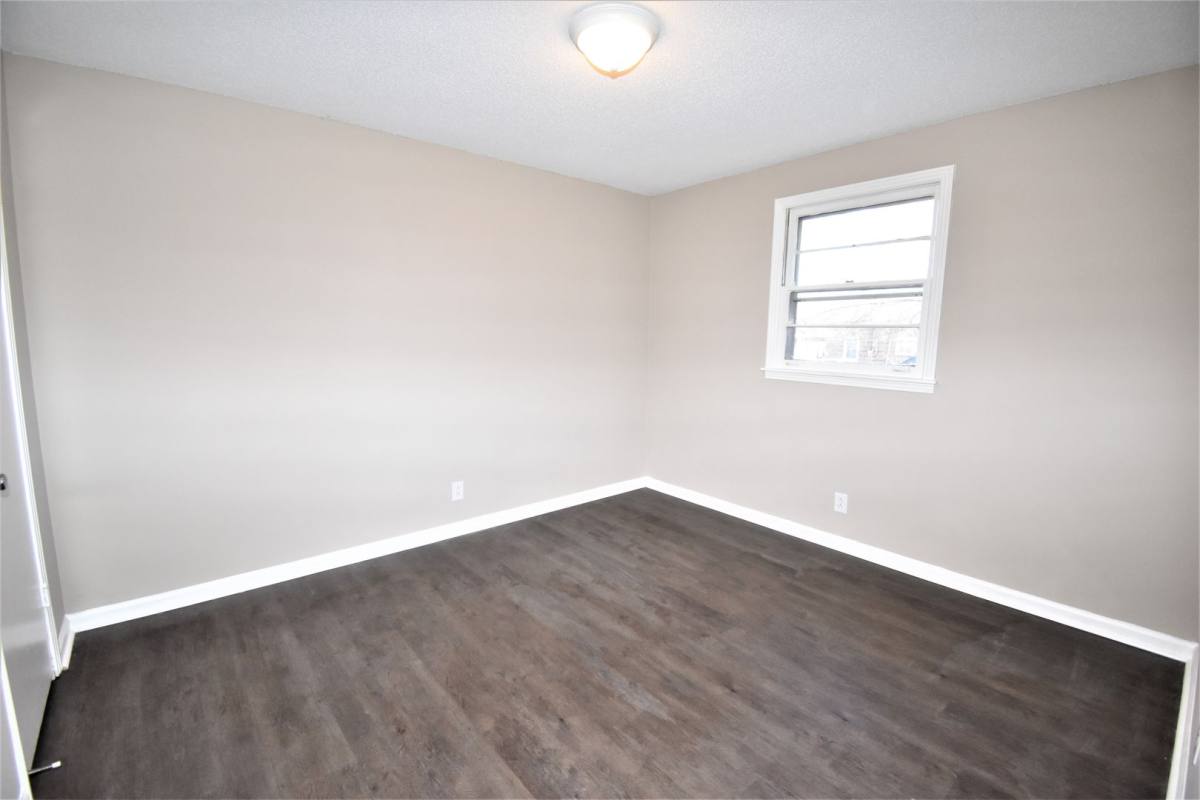 Apartment for rent at 132 A St, Clarksville, TN 37040