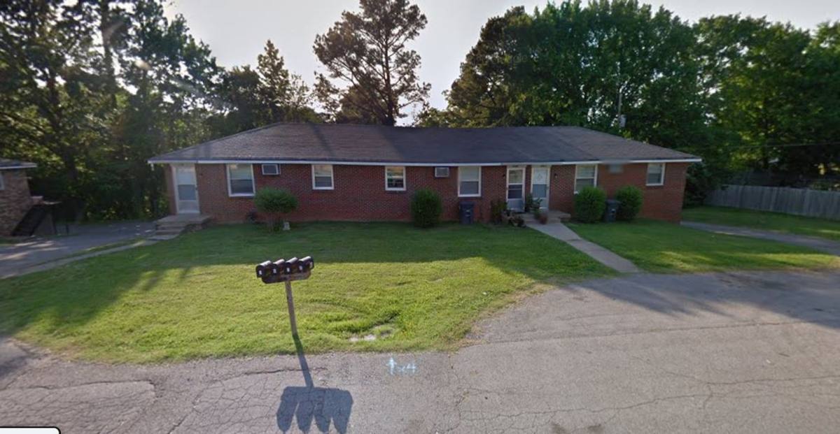Apartment for rent at 408 Martha Lane, Clarksville, TN 37043