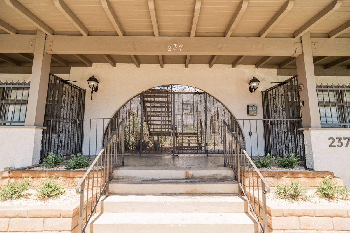 Apartment for rent at 237 E 9th St, Long Beach, CA 90813