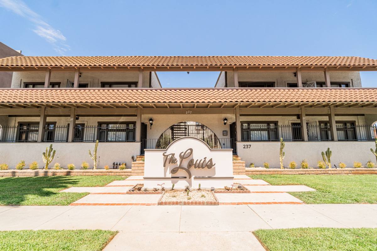 Apartment for rent at 237 E 9th St, Long Beach, CA 90813