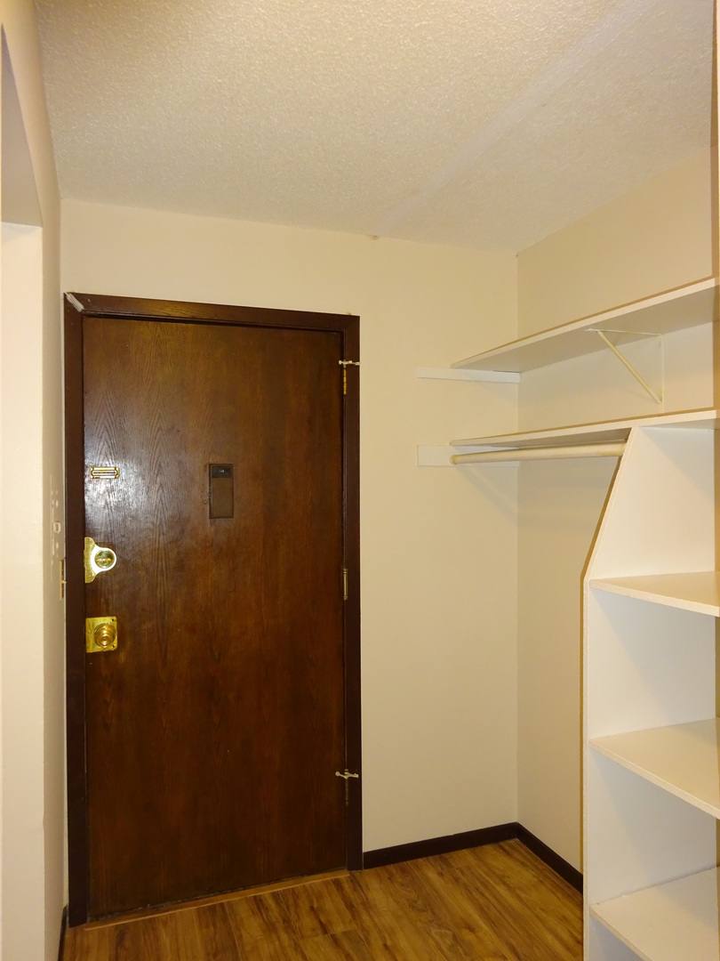 Apartment for rent at 629 E 15th St, Minneapolis, MN 55404