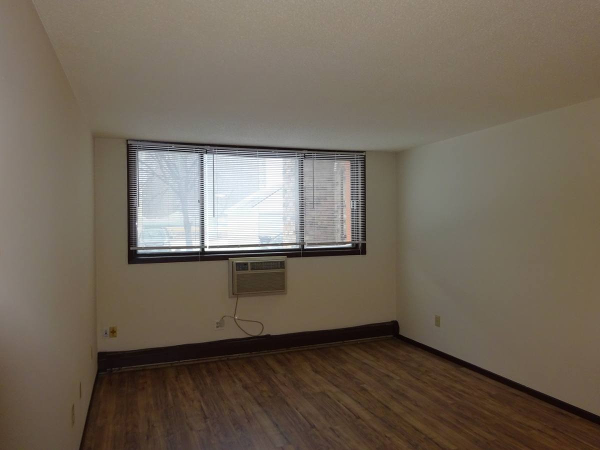 Apartment for rent at 629 E 15th St, Minneapolis, MN 55404