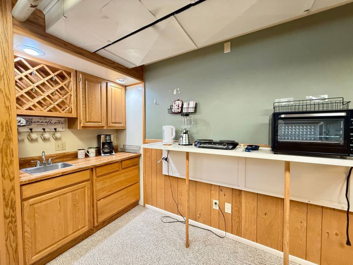 Apartment for rent at 92 2nd St, La Grande, OR 97850