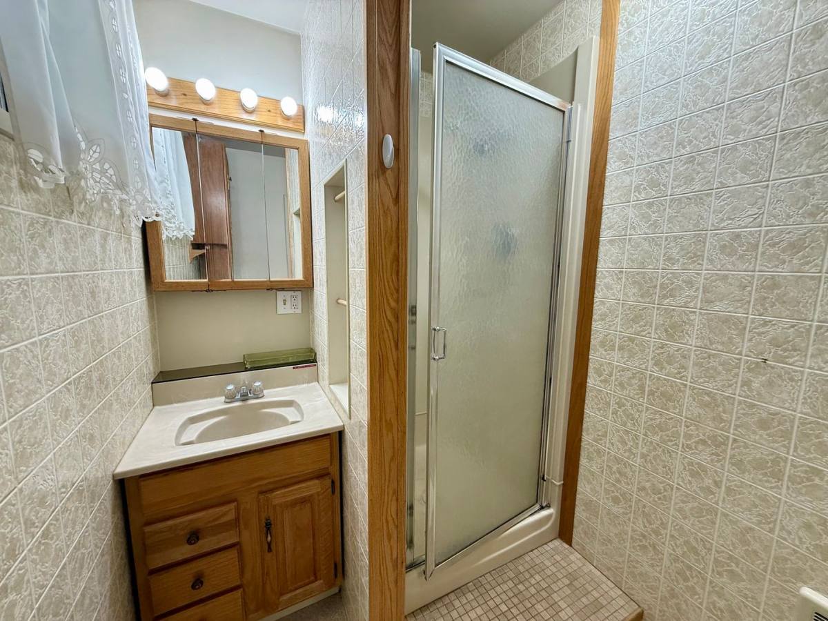 Apartment for rent at 92 2nd St, La Grande, OR 97850