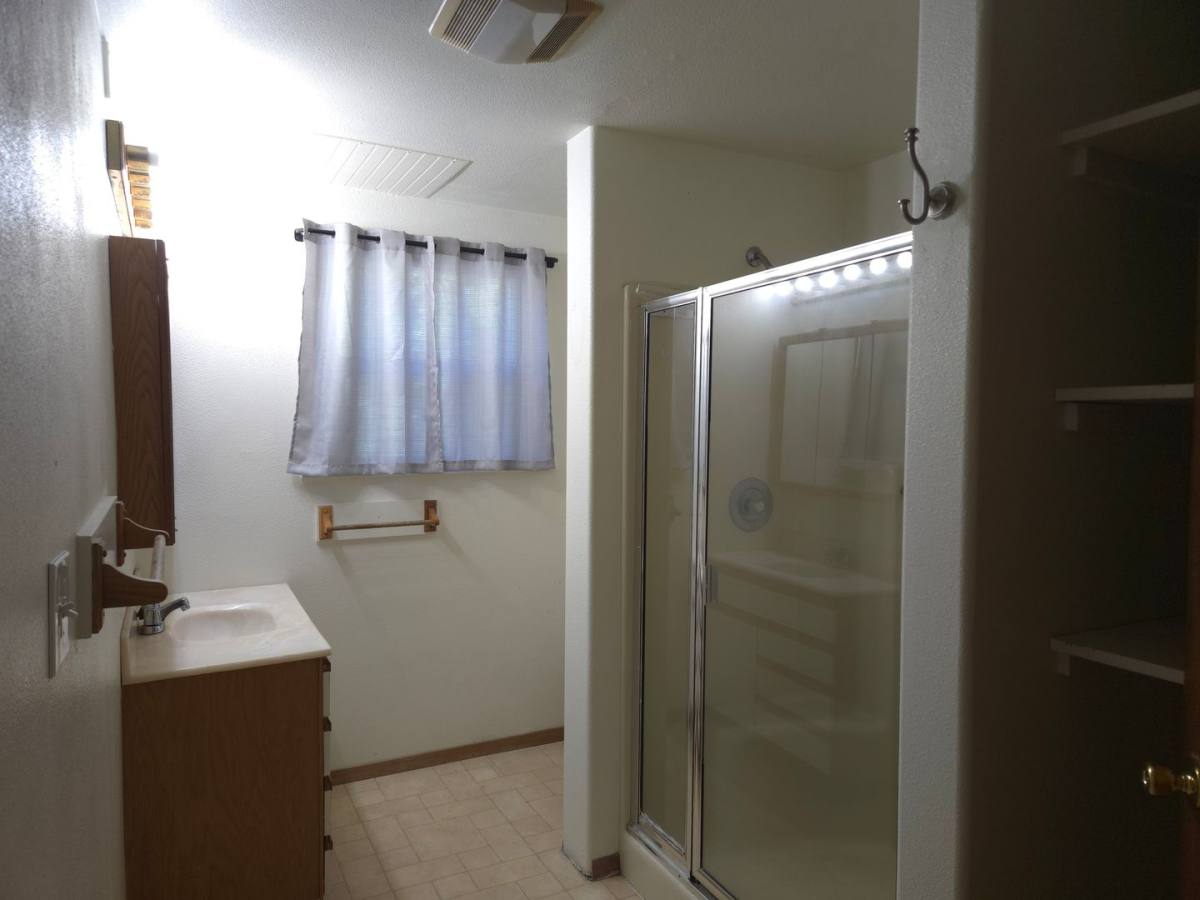 Apartment for rent at 508 Main, Kellogg, ID 83837