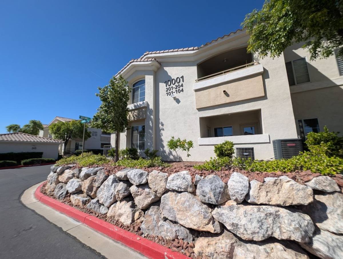 Condo for rent at 10001 Crimson Palisades Place, Las Vegas, NV 89144
