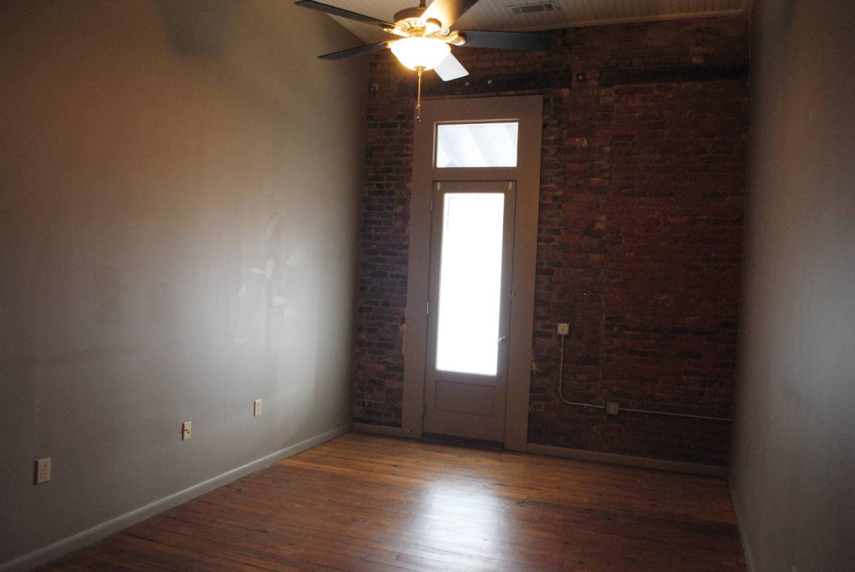 Apartment for rent at 829 S Railroad Ave, Opelika, AL 36801
