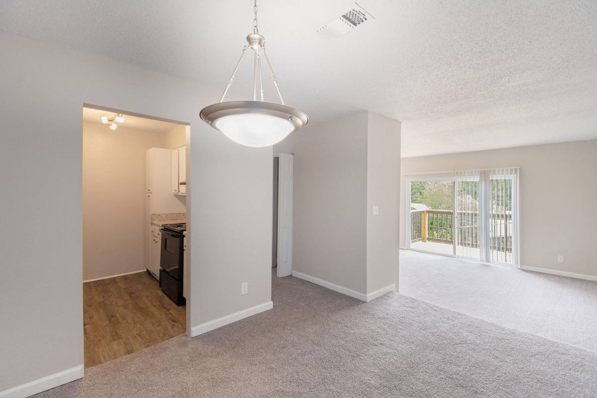 Apartment for rent at 1229 Beacon Parkway E, Birmingham, AL 35209