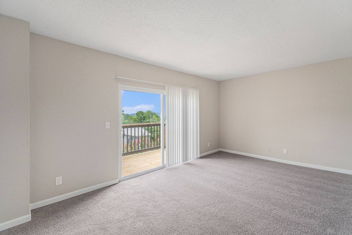 Apartment for rent at 1229 Beacon Parkway E, Birmingham, AL 35209