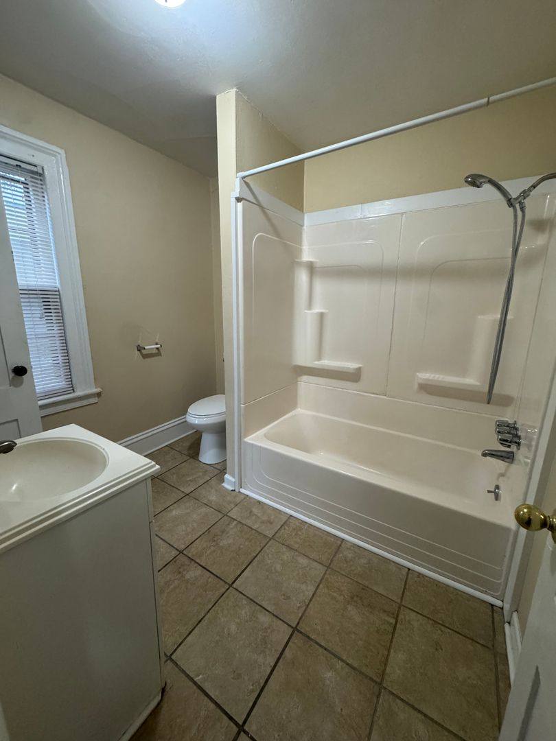 777 S Ave, Rochester, NY 14620 - Apartment for Rent - Image 8