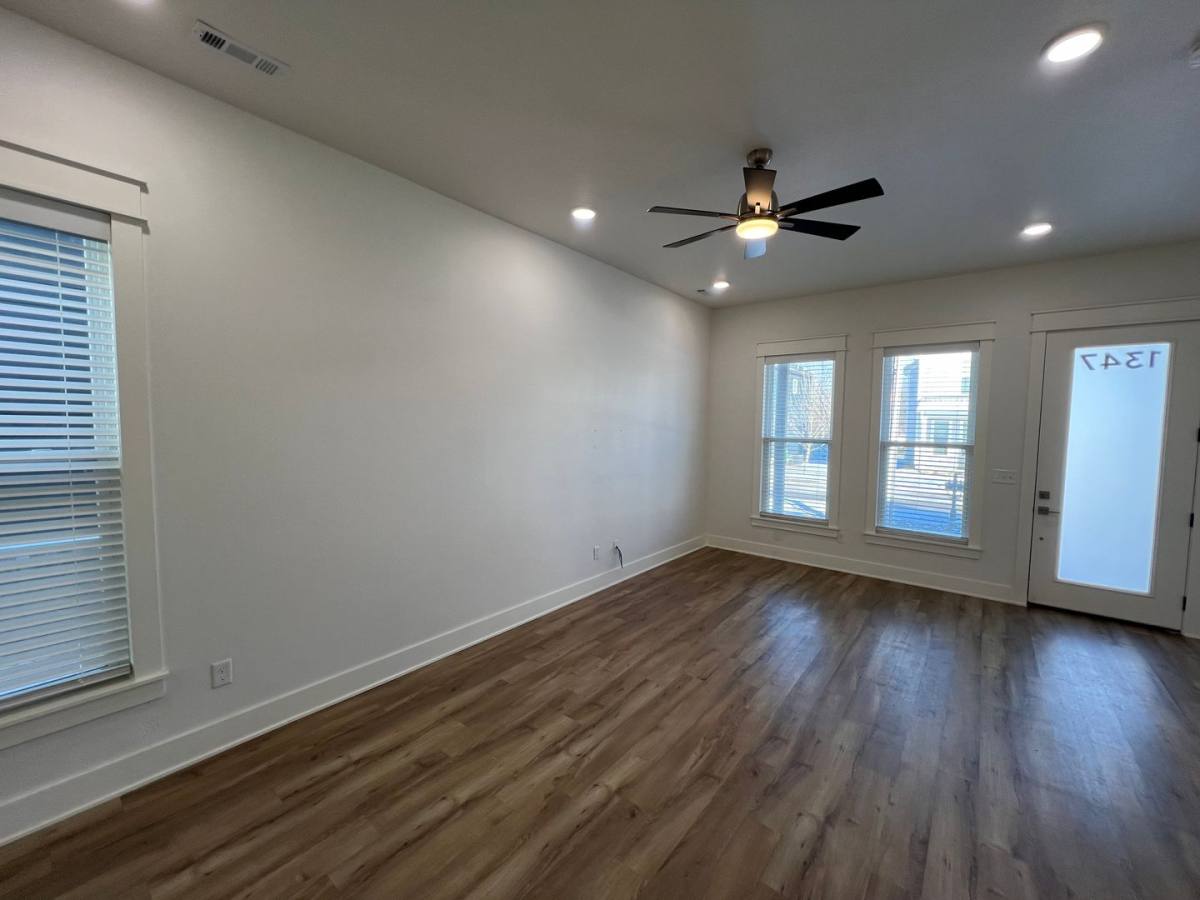 Apartment for rent at 1347-1349 S Duncan St, Fayetteville, AR 72703