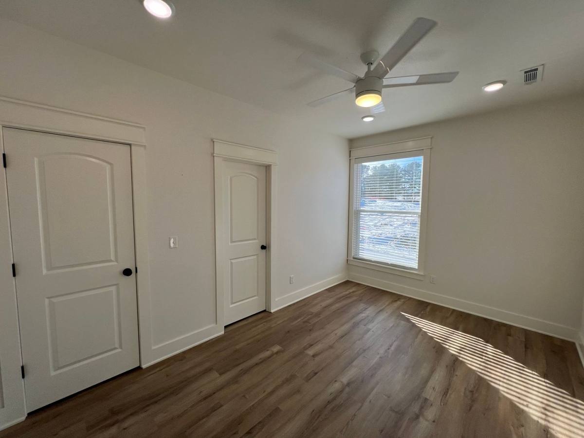 Apartment for rent at 1347-1349 S Duncan St, Fayetteville, AR 72703