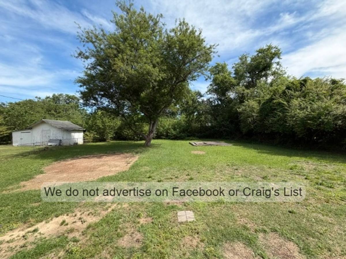 House for rent at 2721 Daly Ave, Spring Lake, NC 28390