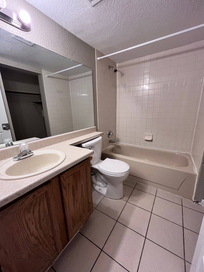 Condo for rent at 18053 E Ohio Ave, Aurora, CO 80017