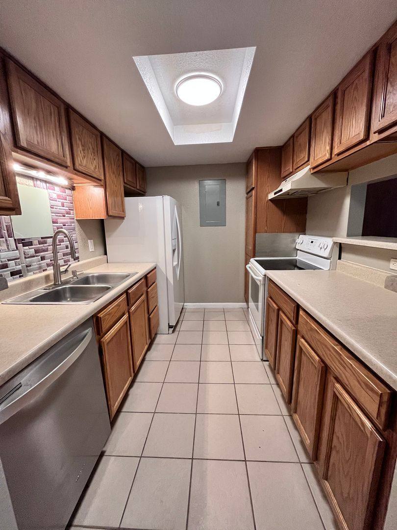 Condo for rent at 18053 E Ohio Ave, Aurora, CO 80017