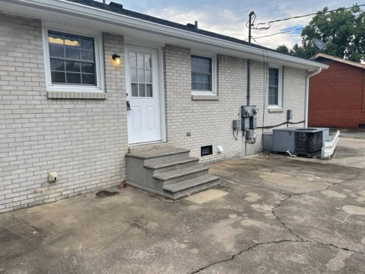 Apartment for rent at 141 Quita Circle, Lebanon, TN 37087