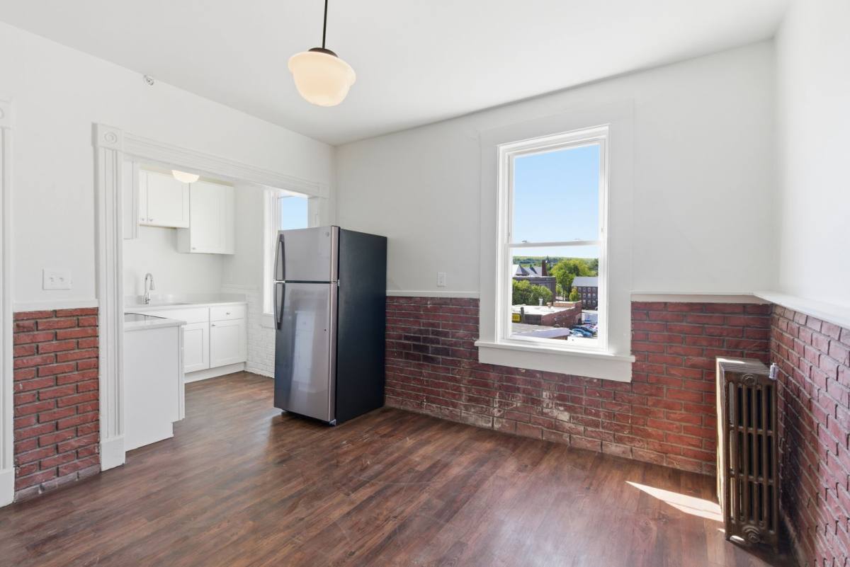 Apartment for rent at 105 High St, Holyoke, MA 01040