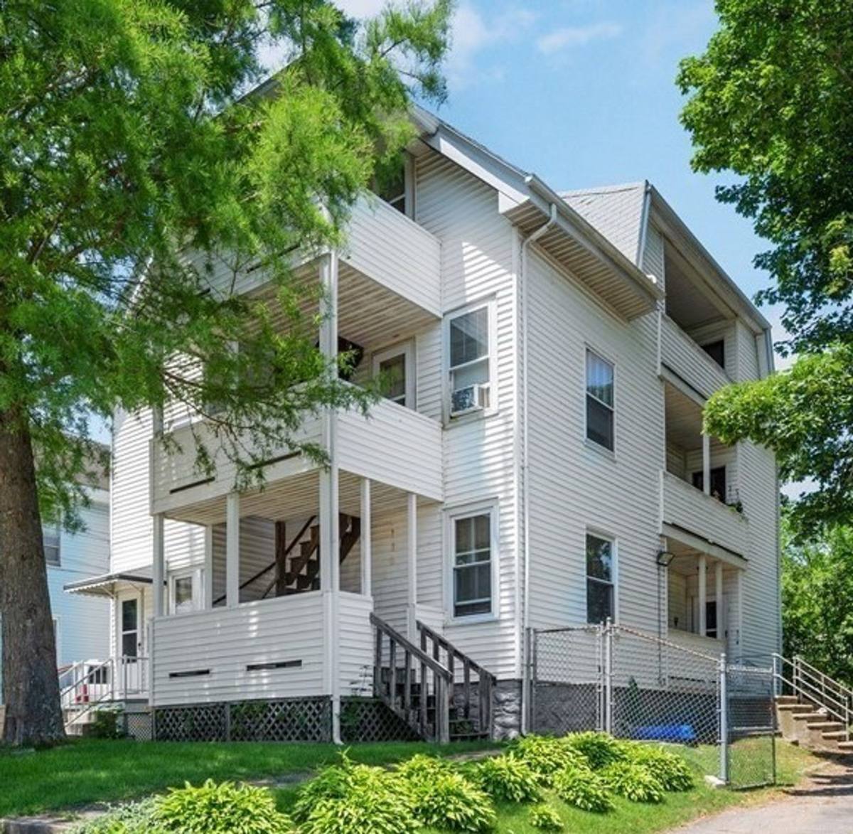 Apartment for rent at 572 Gaskill St, Blackstone, MA 01504