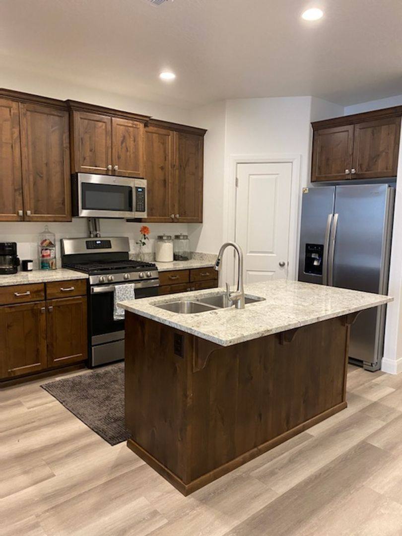 Townhouse for rent at 1138 N Tesoro Alley, Washington, UT 84780