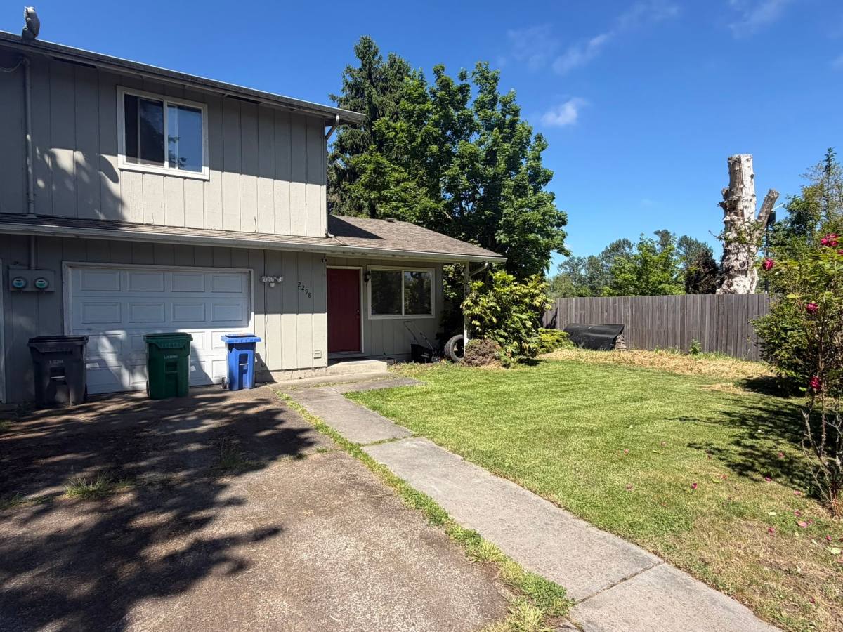 Apartment for rent at 2298 Minnesota St, Eugene, OR 97402