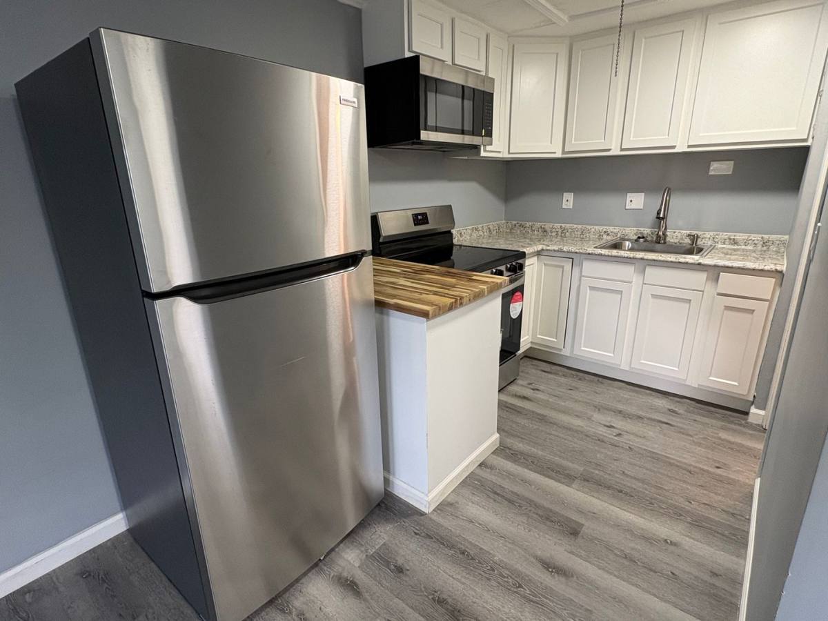 Apartment for rent at 958 Silver Meadows Blvd, Kent, OH 44240