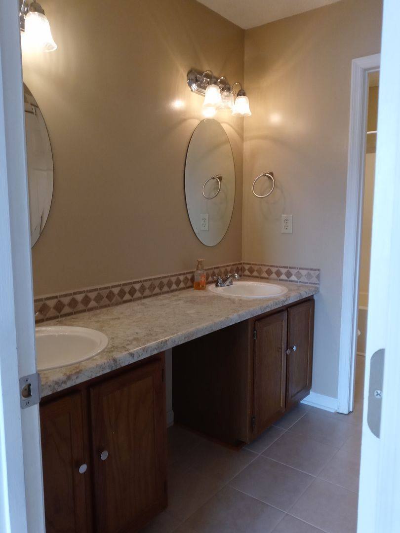House for rent at 2224 Spindle Tree Dr, Fayetteville, NC 28304
