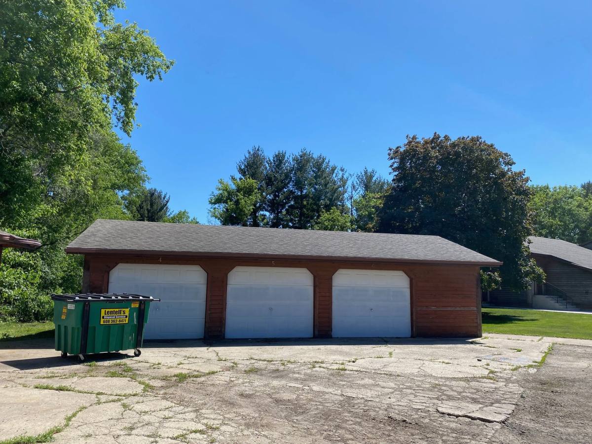 Apartment for rent at 5167 Cheney Dr, South Beloit, IL 61080