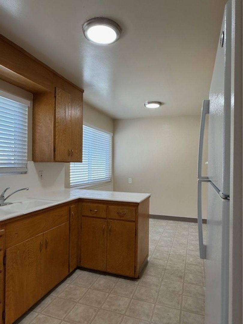 Apartment for rent at 1551 Alta Glen Dr, San Jose, CA 95125