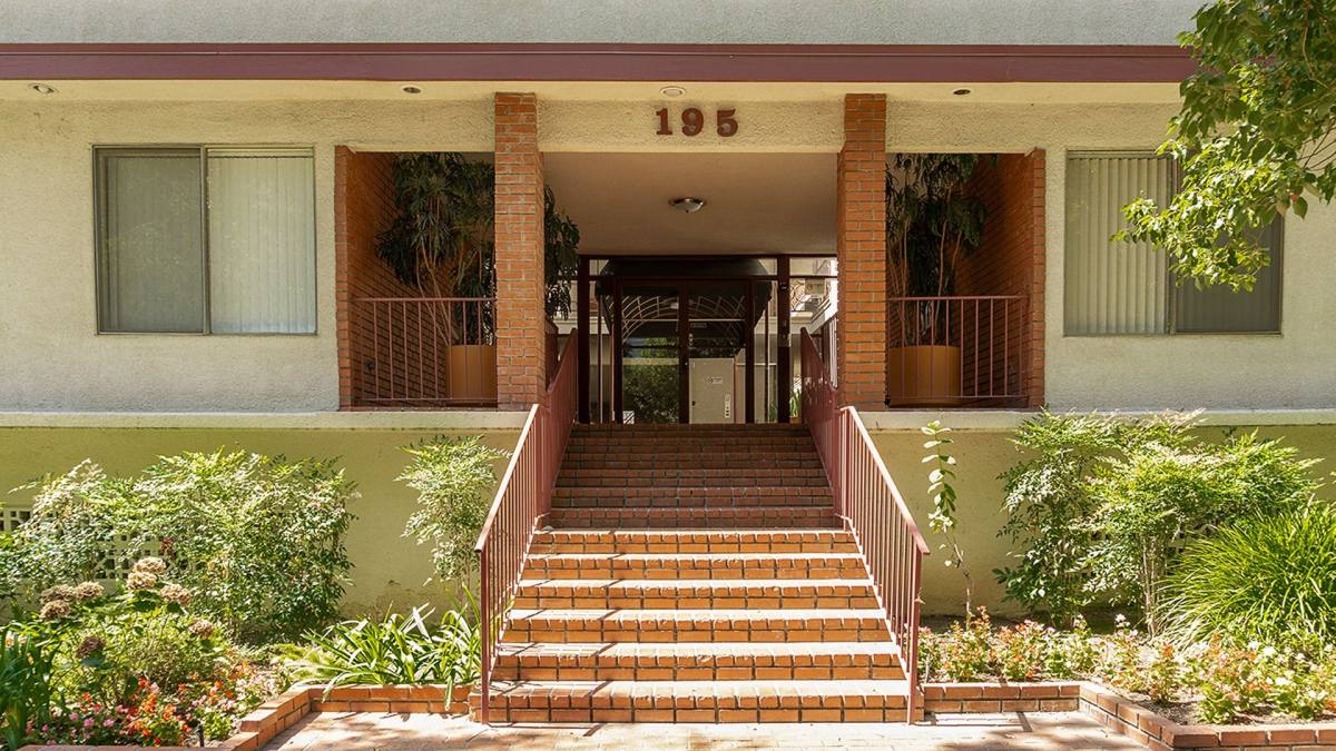 Apartment for rent at 195 S Wilson Ave, Pasadena, CA 91106