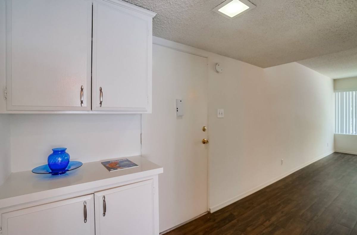 Apartment for rent at 195 S Wilson Ave, Pasadena, CA 91106