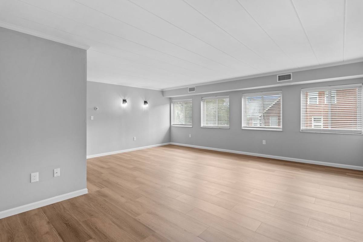 Condo for rent at 1005 Woodrow Ave, Norfolk, VA 23505
