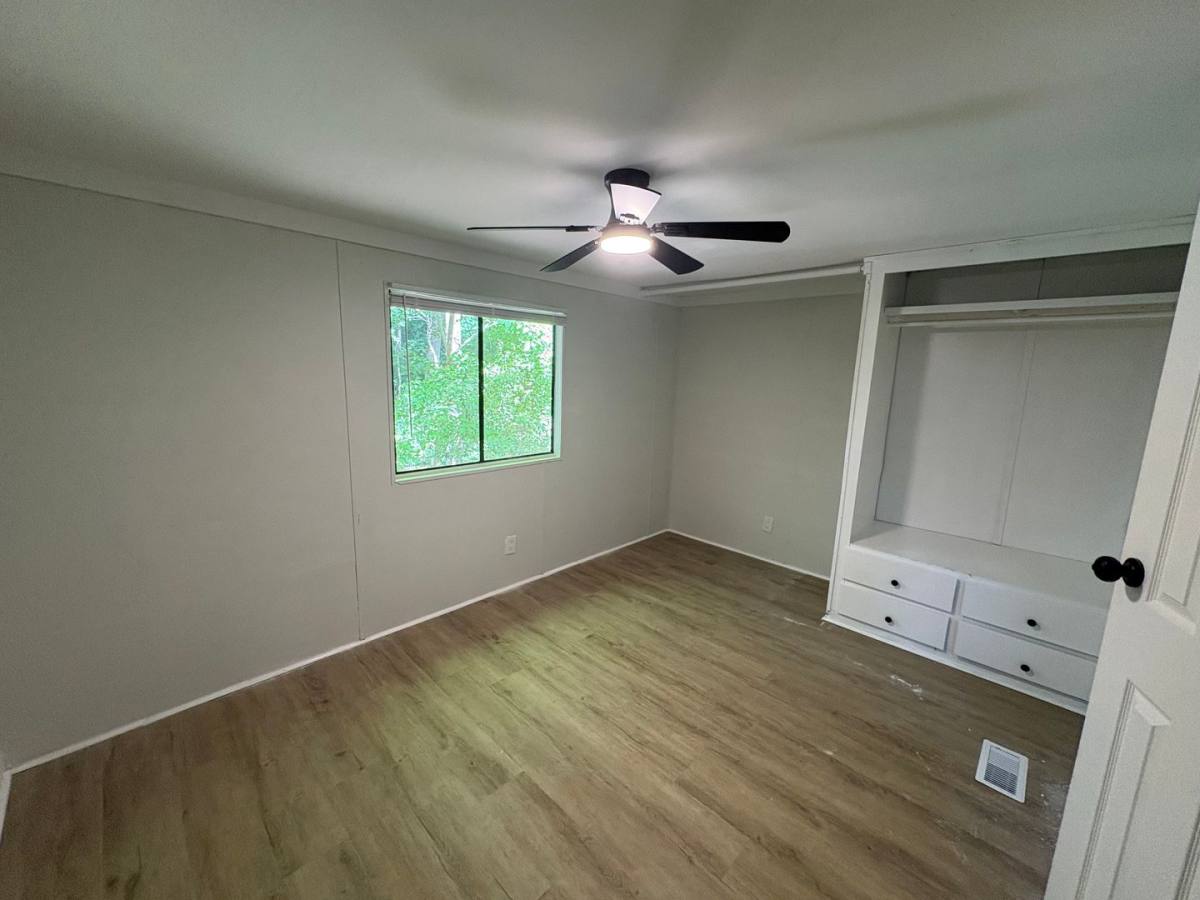 Apartment for rent at 5735 Zelma Blvd, High Point, NC 27263