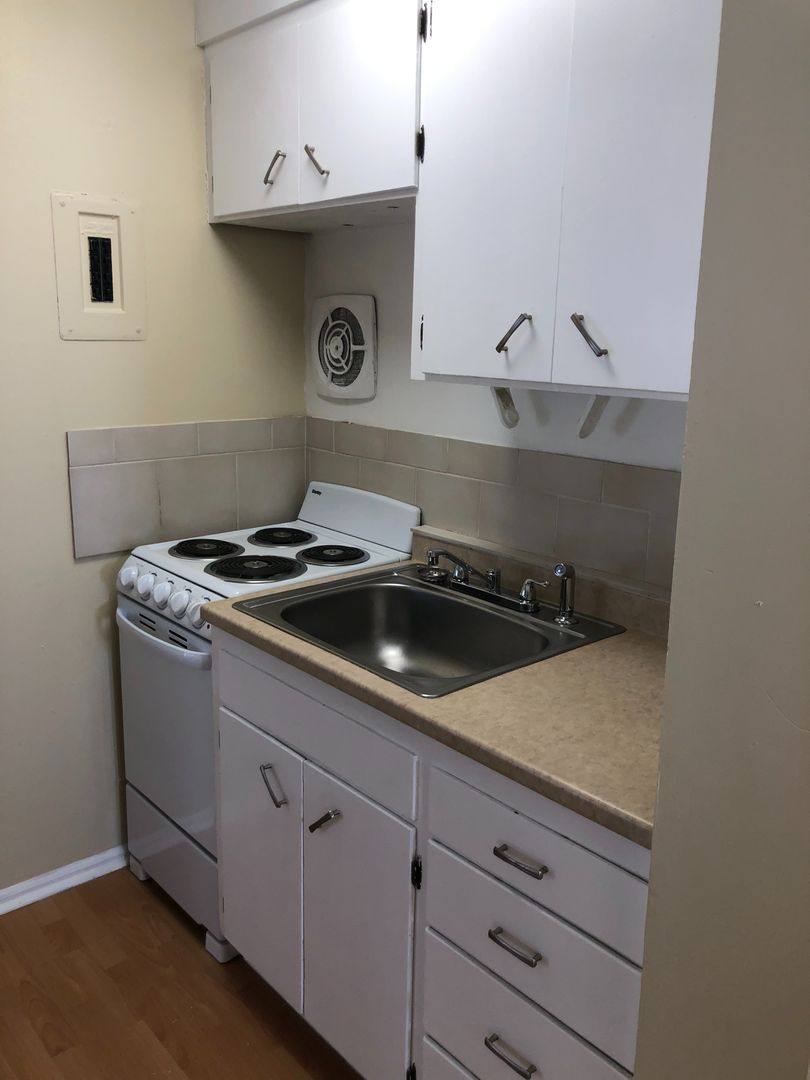 Apartment for rent at 1441 NW 52nd St, Seattle, WA 98107