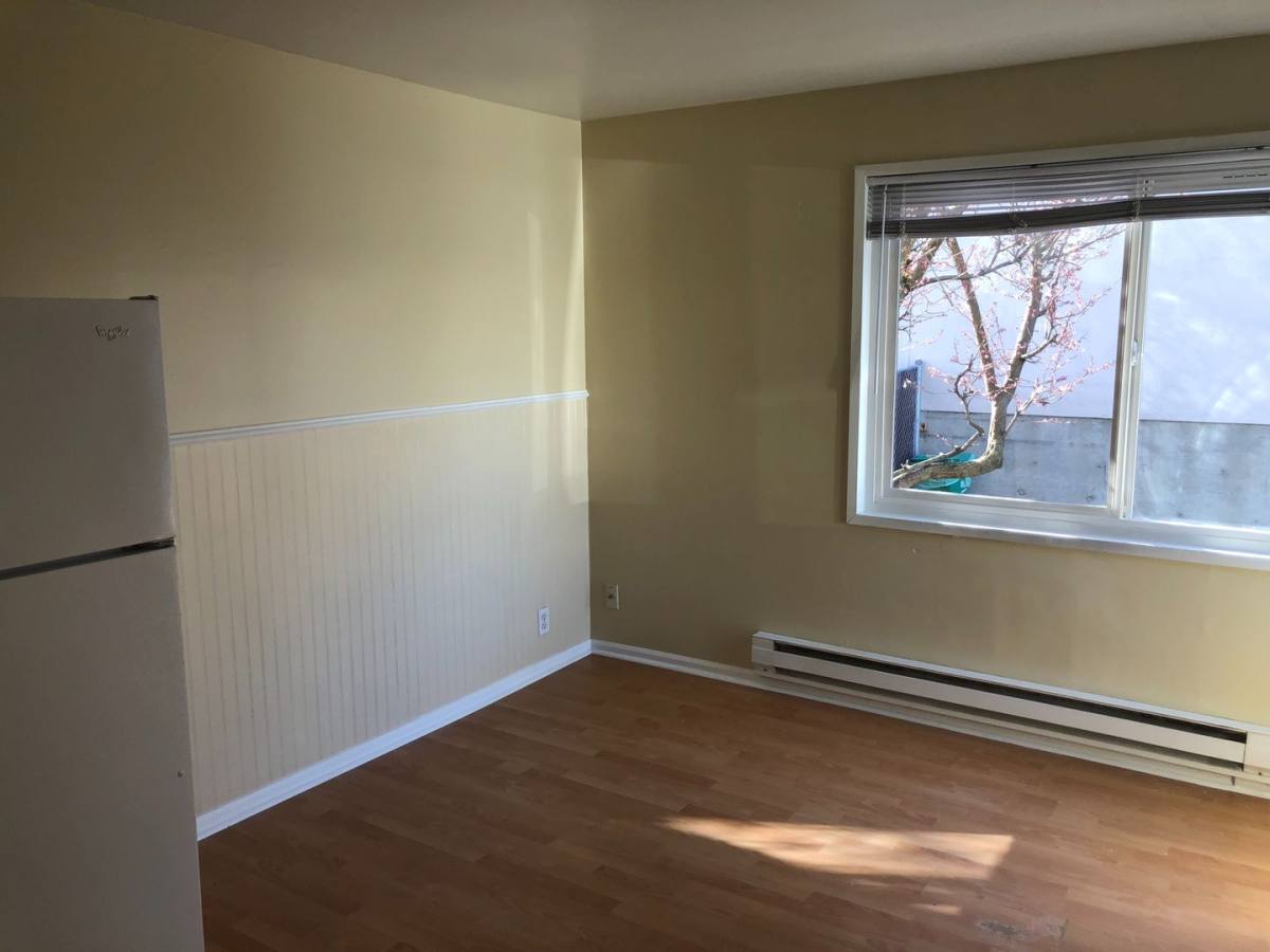 Apartment for rent at 1441 NW 52nd St, Seattle, WA 98107