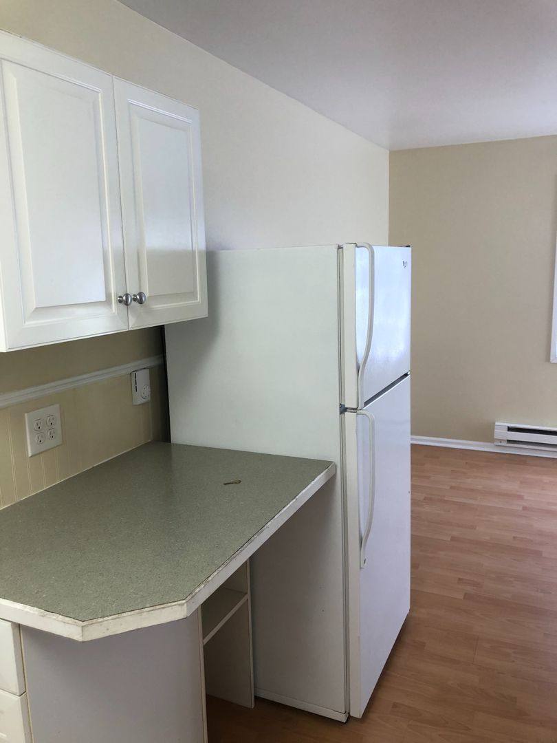 Apartment for rent at 1441 NW 52nd St, Seattle, WA 98107
